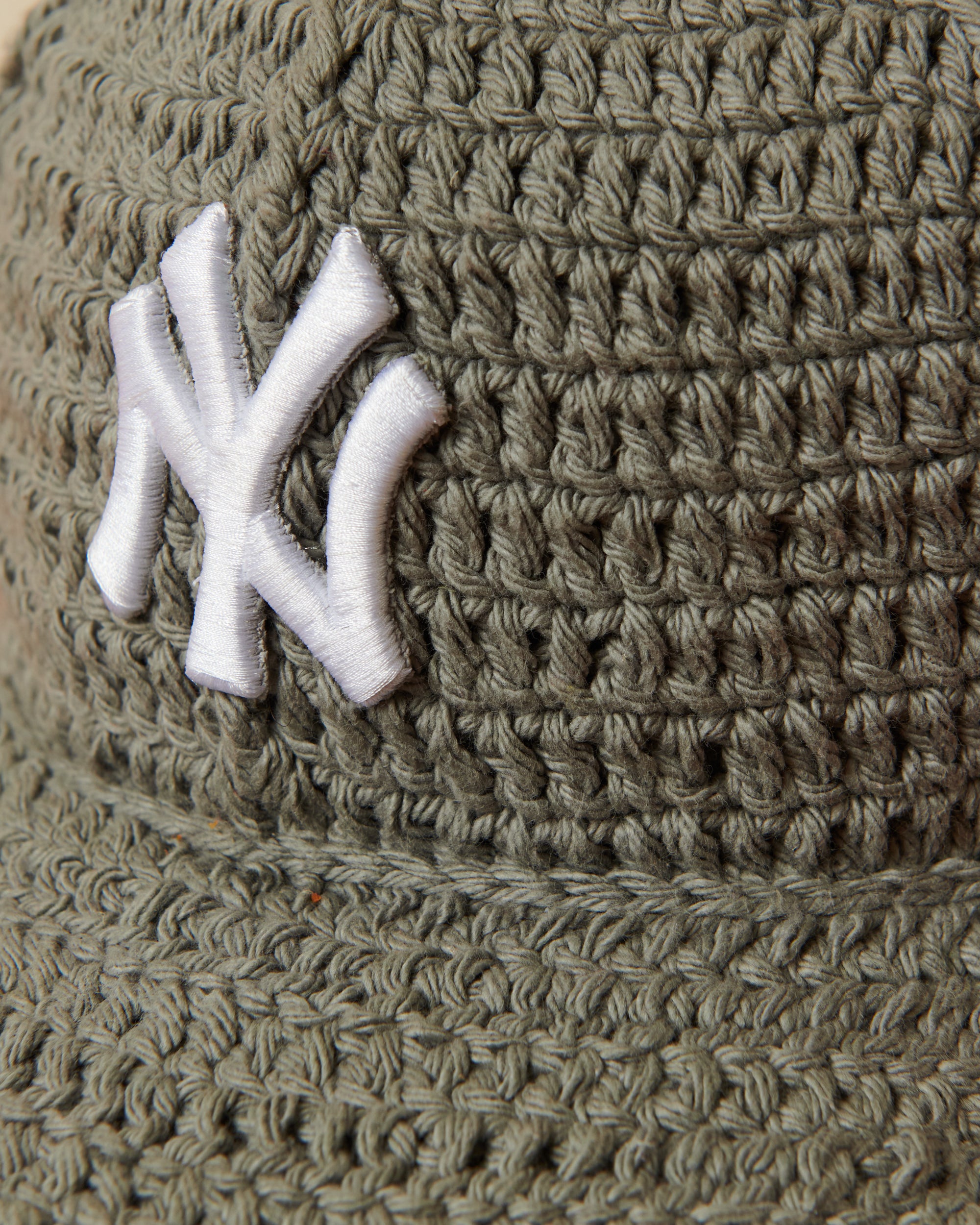 NY Crochet Fitted - Gray