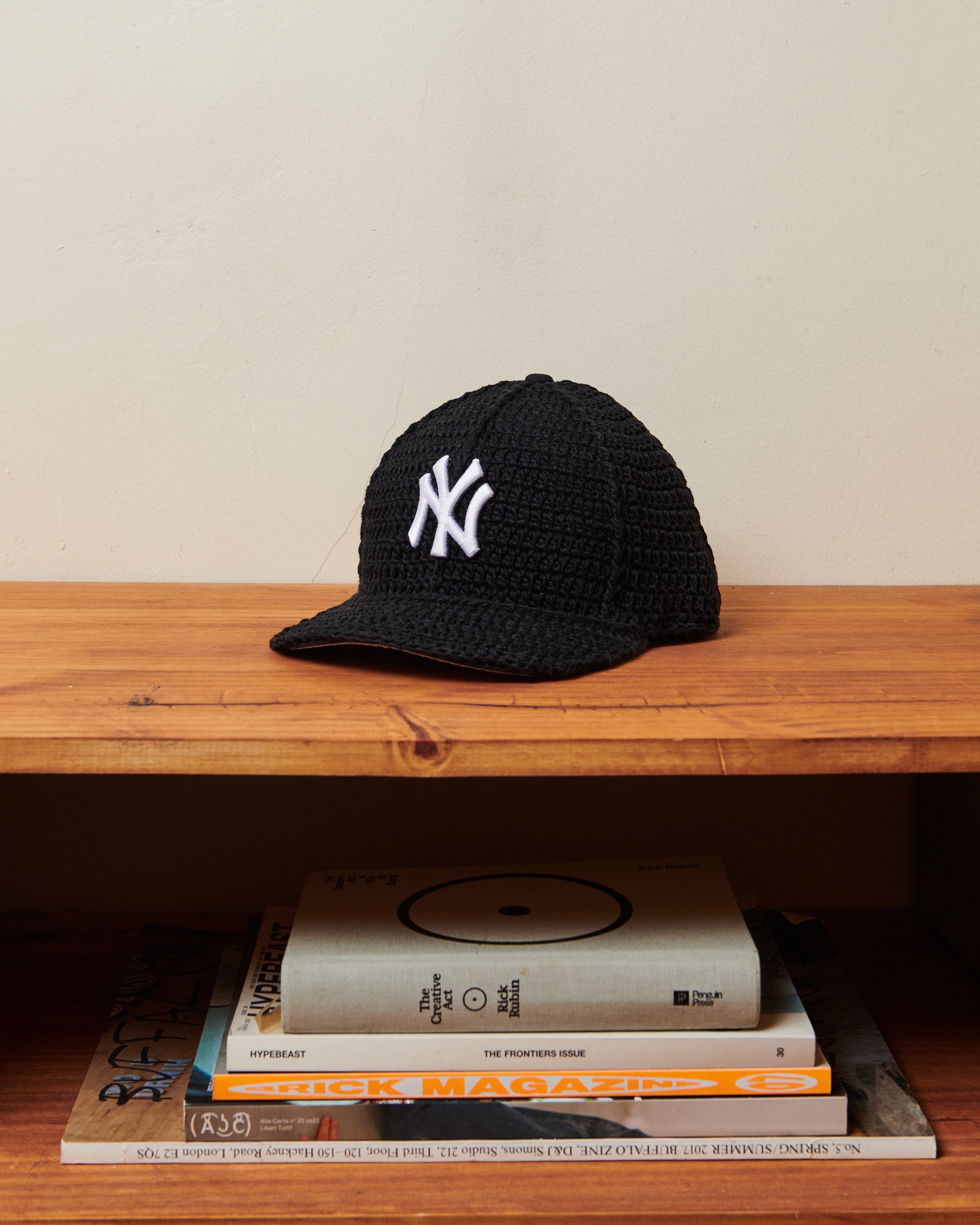 NY Crochet Fitted - Black